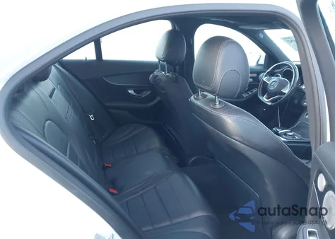 2015 Mercedes-Benz C 300 4Matic/Luxury 4Matic/Sport 4Matic from USA, damaged, VIN 55SWF4KB3FU008360